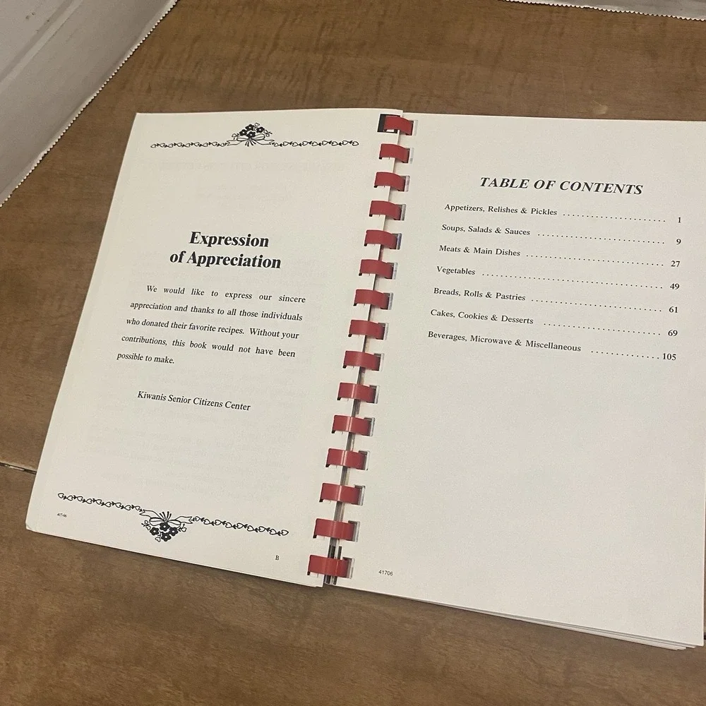 VTG Sharing Our Best Cookbook Muskogee Oklahoma Kiwanis Senior Center Comb Bound